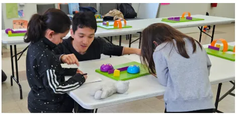 Imagination Station Workshop - Leading K-12 students in AI and computational thinking activities